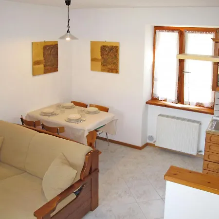 Holiday home Locazione Turistica La Casetta Malcesine