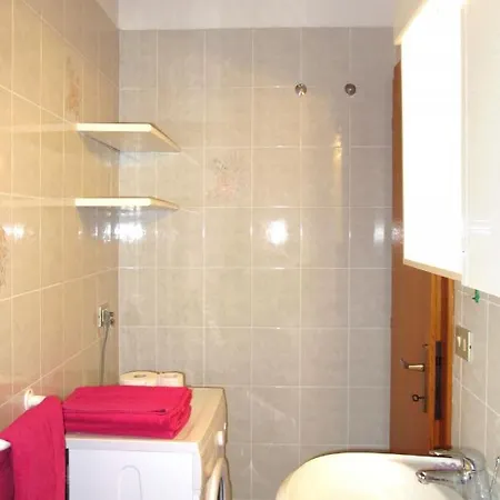 Holiday home Locazione Turistica La Casetta Malcesine